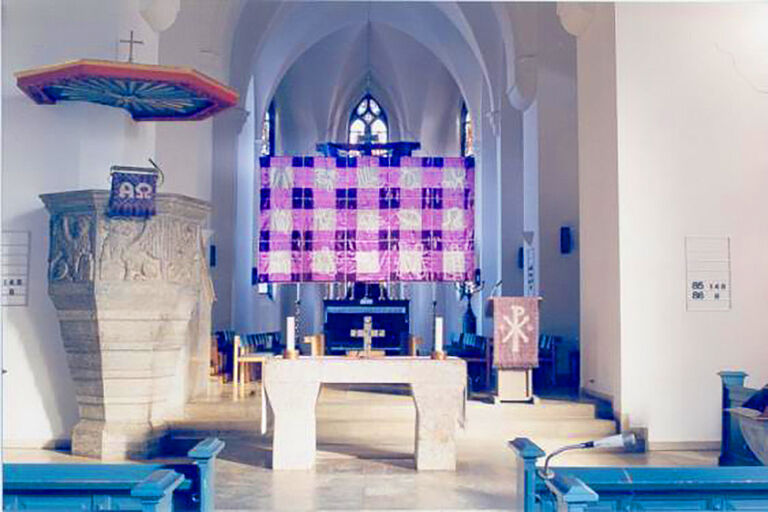 das Fastentuch in der Laurentiuskirche Tuch in der Kirche
